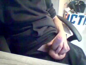 Refar12 Chaturbate stream image from May 24, 2025