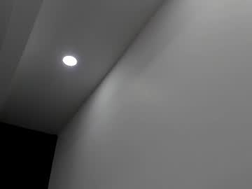 Samanthatusher Chaturbate stream image from May 24, 2025