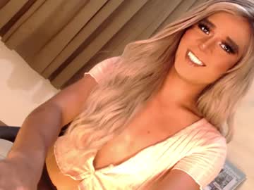 Velvet_Fux Chaturbate stream image from May 24, 2025
