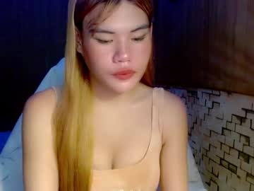 Hotbunnyrainx Chaturbate stream image from May 24, 2025