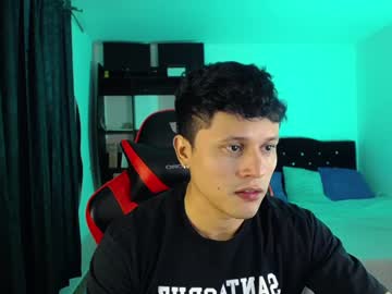 Loydsick Chaturbate stream image from May 24, 2025