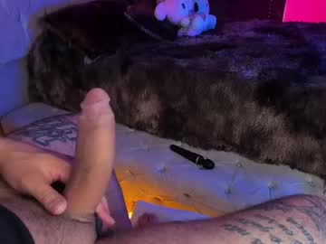 Abbyandchris1 Chaturbate stream image from May 24, 2025