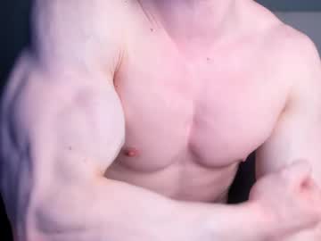 Jamesstong Chaturbate stream image from May 24, 2025