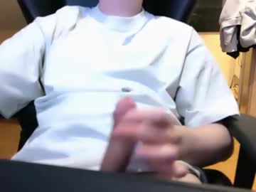 Velirt97 Chaturbate stream image from May 24, 2025