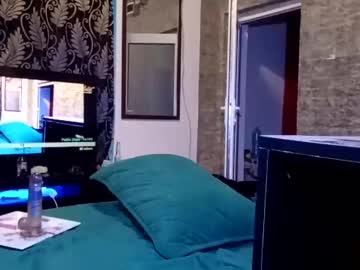 Gomorraan Chaturbate stream image from May 25, 2025