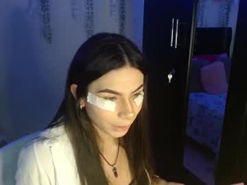 Lyaa_Cutee Chaturbate stream image from May 25, 2025