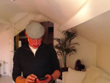 Bickel Chaturbate stream image from May 25, 2025