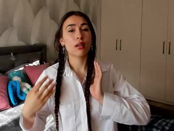 Shy_Bambiii Chaturbate stream image from May 25, 2025