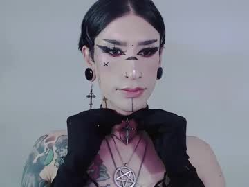 Alienexxx Chaturbate stream image from May 25, 2025