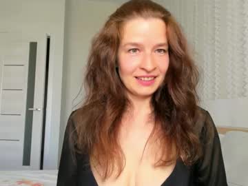Clearangel Chaturbate stream image from May 25, 2025