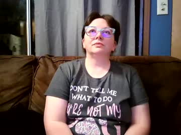 Hippihope420 Chaturbate stream image from May 25, 2025