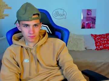 Frank_Mooree Chaturbate stream image from May 25, 2025