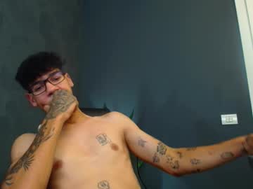 Jalennorth Chaturbate stream image from May 25, 2025