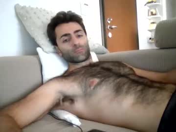 Kikkus01 Chaturbate stream image from May 25, 2025