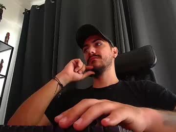 Andrewbanner Chaturbate stream image from May 25, 2025
