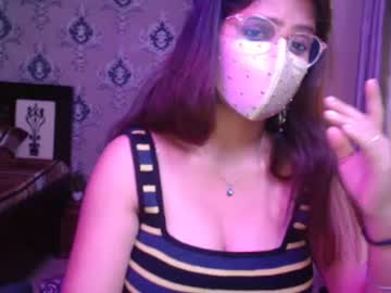 Indian_Golden_Beauty Chaturbate stream image from May 25, 2025