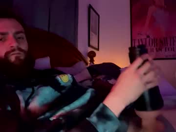 Hungstoner_ Chaturbate stream image from May 25, 2025