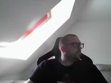 Malou2927 Chaturbate stream image from May 25, 2025