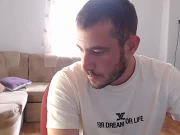Wear1oooo Chaturbate stream image from May 25, 2025