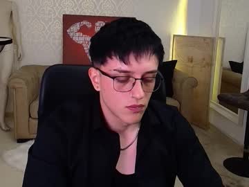 Felixstark Chaturbate stream image from May 25, 2025