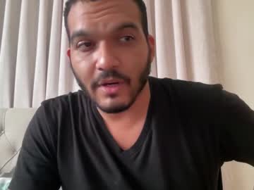 Desacato808 Chaturbate stream image from May 25, 2025