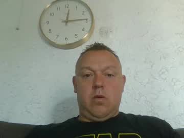 Heretoserveyouall Chaturbate stream image from May 25, 2025