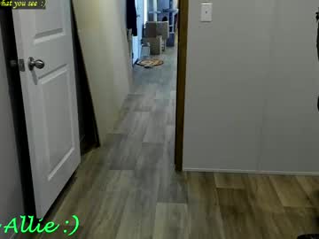 Allie__Kat Chaturbate stream image from May 25, 2025