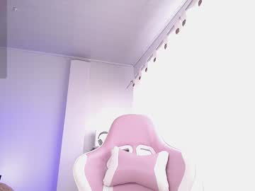 Isa_Emeralds Chaturbate stream image from May 25, 2025