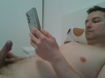 Tediksan001 Chaturbate stream image from May 25, 2025
