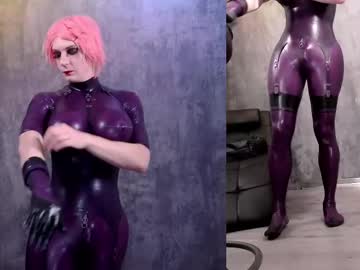 Latexirime Chaturbate stream image from May 25, 2025