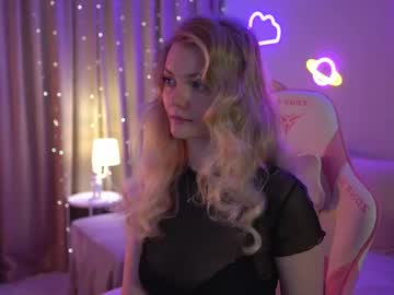 Shelly_Misty Chaturbate stream image from May 25, 2025