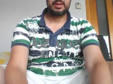 Titusnow Chaturbate stream image from May 25, 2025