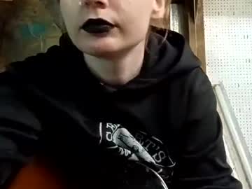 Ashlynn5716 Chaturbate stream image from May 25, 2025