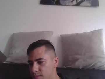 Damonchris1 Chaturbate stream image from May 25, 2025