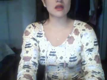 Jasmineluxe Chaturbate stream image from May 25, 2025