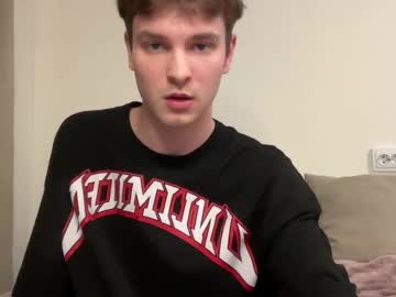 Ianbarloy Chaturbate stream image from May 25, 2025