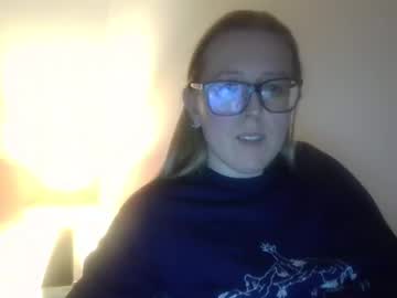 Poorlittlething863035 Chaturbate stream image from May 25, 2025