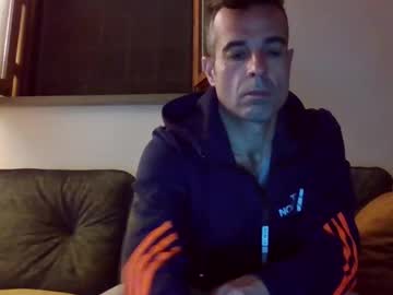 Simmeturbate Chaturbate stream image from May 25, 2025