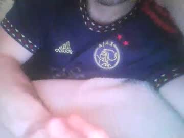 Mikehockishuge9 Chaturbate stream image from May 25, 2025