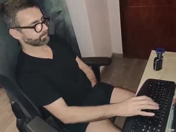 Pdahotmod Chaturbate stream image from May 25, 2025