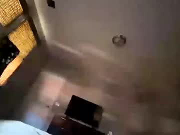 Rover5555 Chaturbate stream image from May 25, 2025