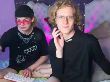 Steveblowjobss Chaturbate stream image from May 25, 2025