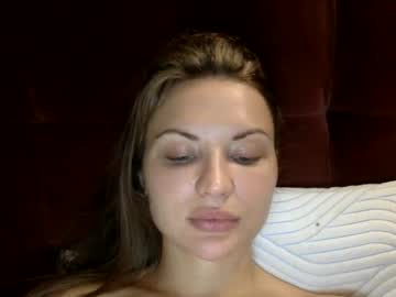 Vicitwinkles Chaturbate stream image from May 25, 2025