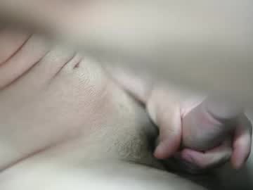 Rzzv Chaturbate stream image from May 25, 2025
