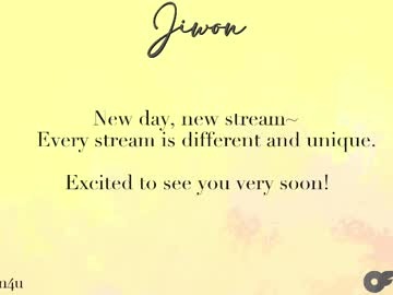 Jiwon4u Chaturbate stream image from May 25, 2025