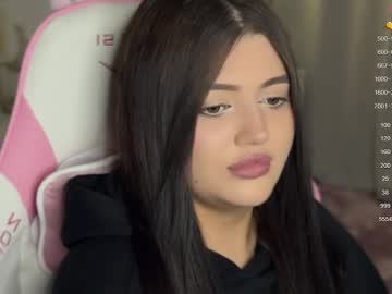 Moonrenata Chaturbate stream image from May 25, 2025