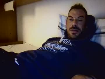 Slevin1983 Chaturbate stream image from May 25, 2025