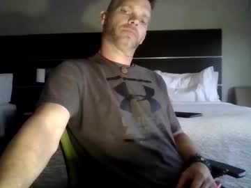 Str8foryouguy Chaturbate stream image from May 26, 2025