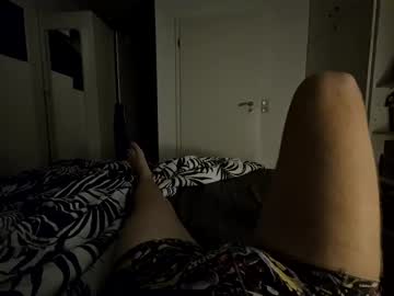 Wetpussyliquer Chaturbate stream image from May 26, 2025