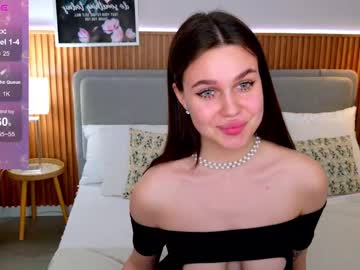 Rihannariley Chaturbate stream image from May 26, 2025